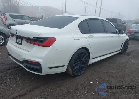 2021 BMW 750 Xi z USA, uszkodzony, nr VIN WBA7U2C02MCF48645